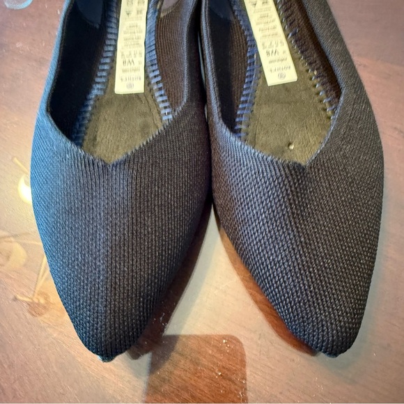 Rothy's The Point Black Flat Ballet Shoes Size 8 Missing Insoles - Picture 2 of 8